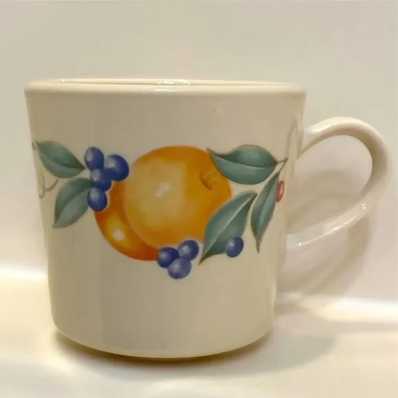 Vintage Corning Corelle Abundance Cups Mugs - Picture 3 of 7